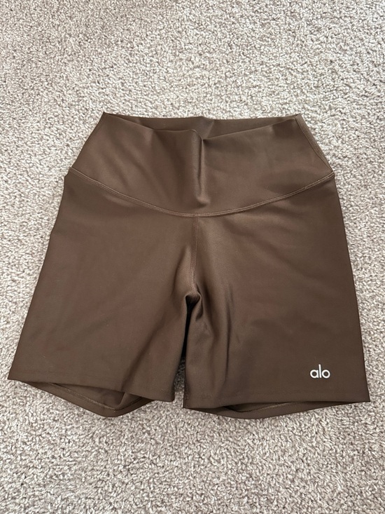 ALO Yoga Pants - ALO Yoga 5” Airlift Energy Shorts